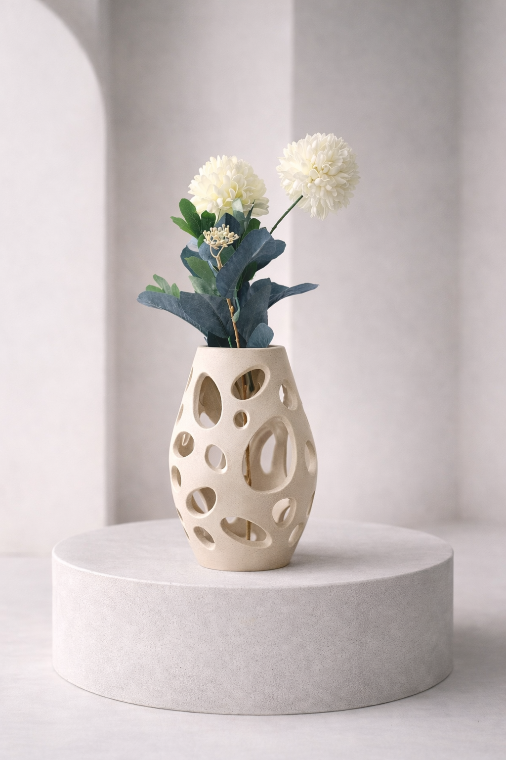 Aero Void Vase